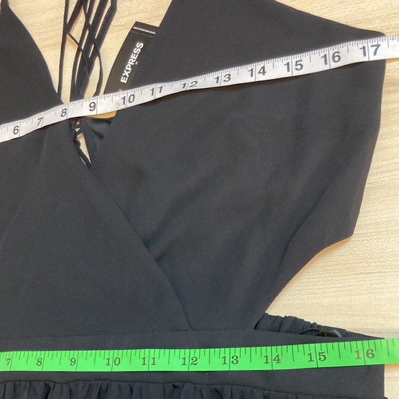 Express Black Double Layer Strappy Dress w/ Side Cutouts and Lace Up Back Sz L - Picture 9 of 9